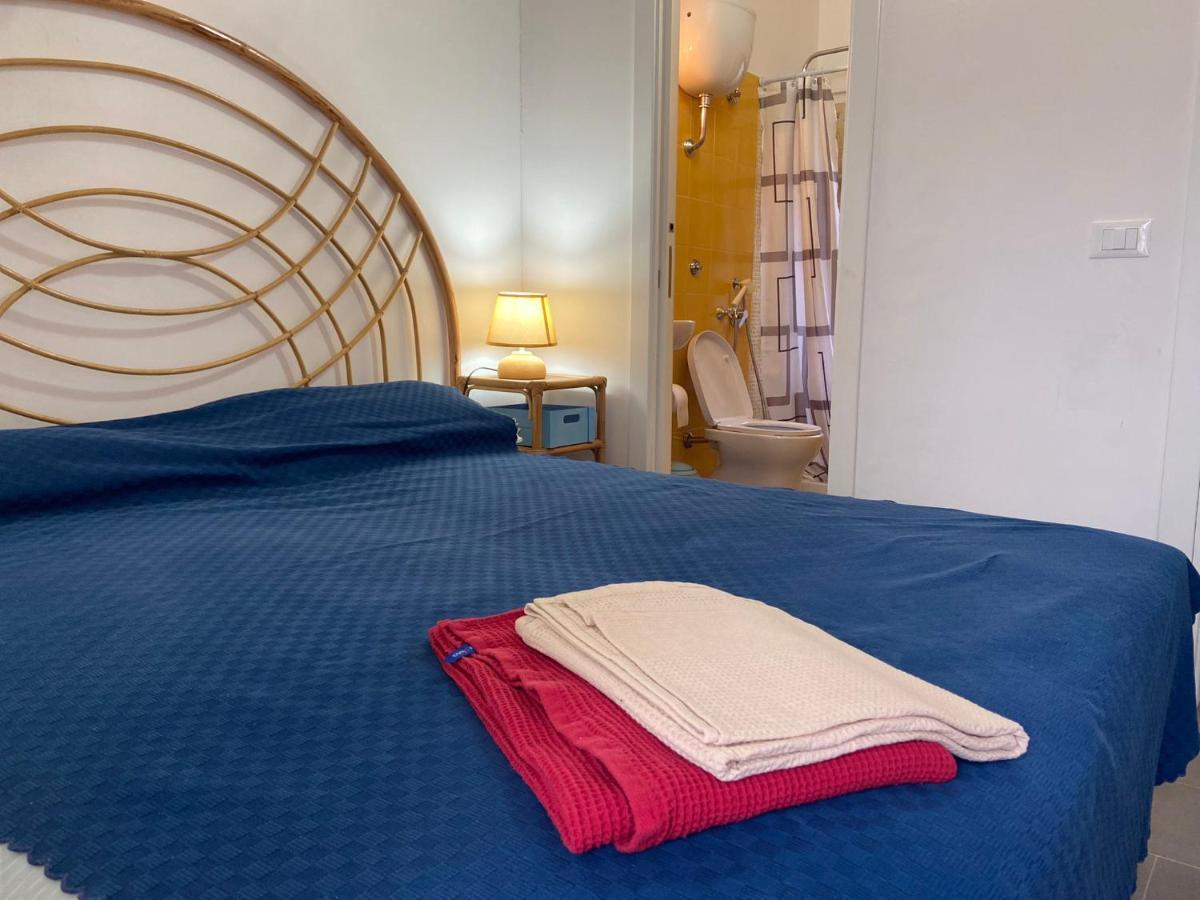 B&B Casetta Verde Felice Шила Екстериор снимка