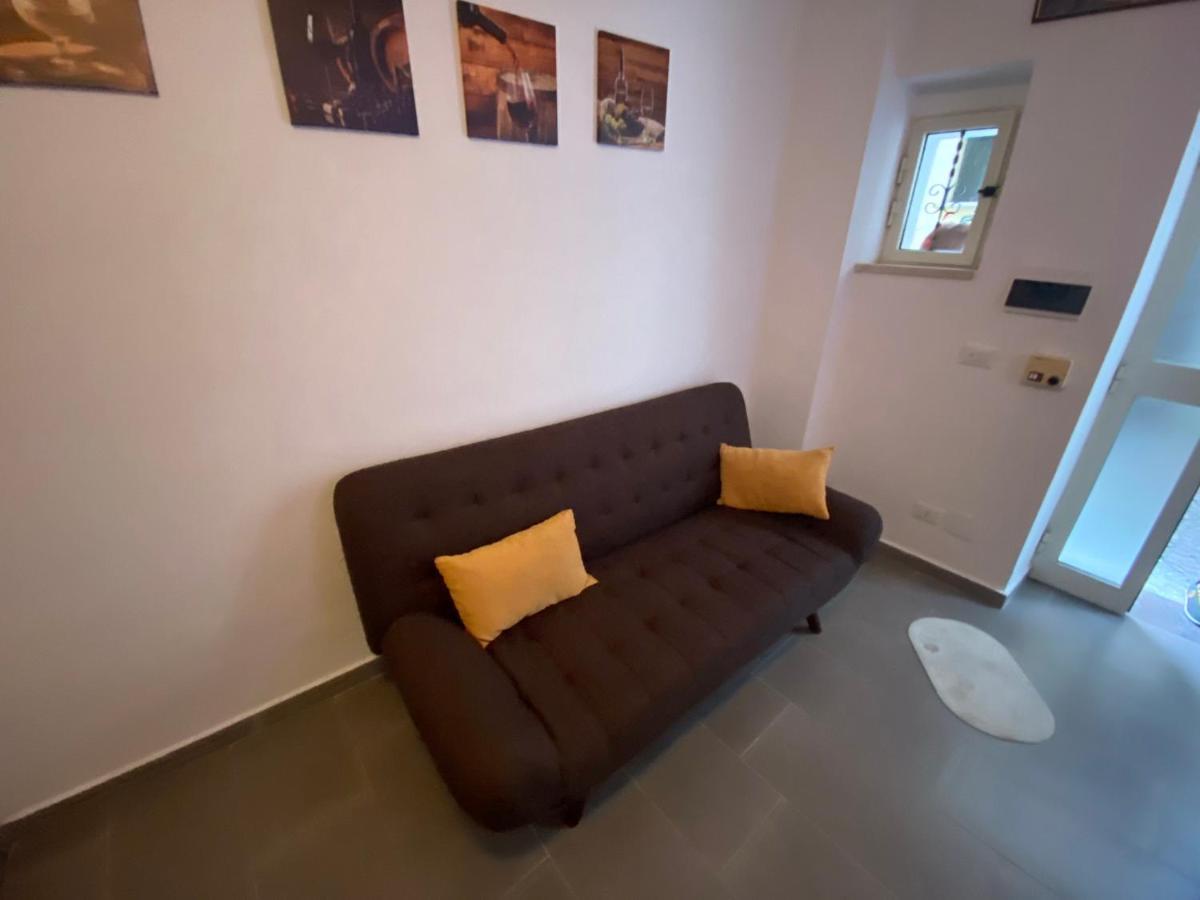 B&B Casetta Verde Felice Шила Екстериор снимка