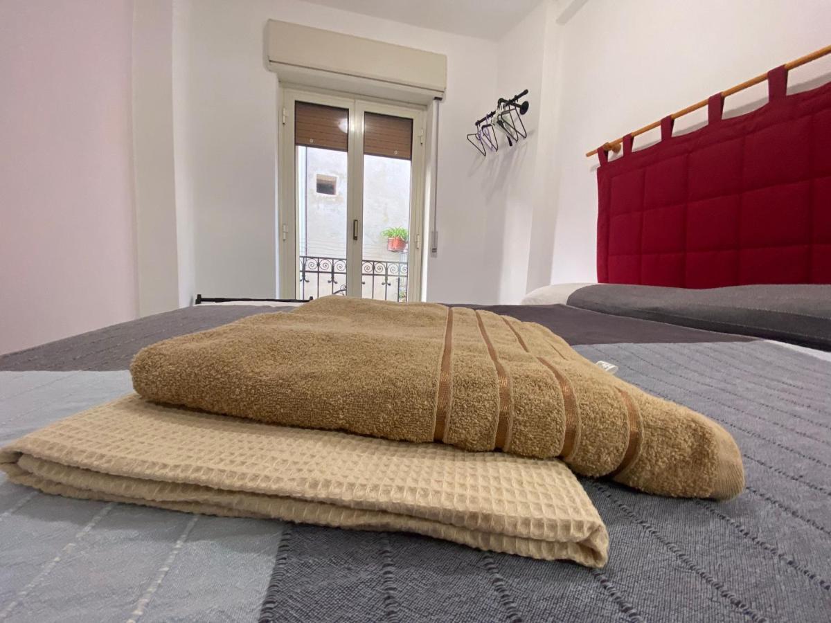 B&B Casetta Verde Felice Шила Екстериор снимка